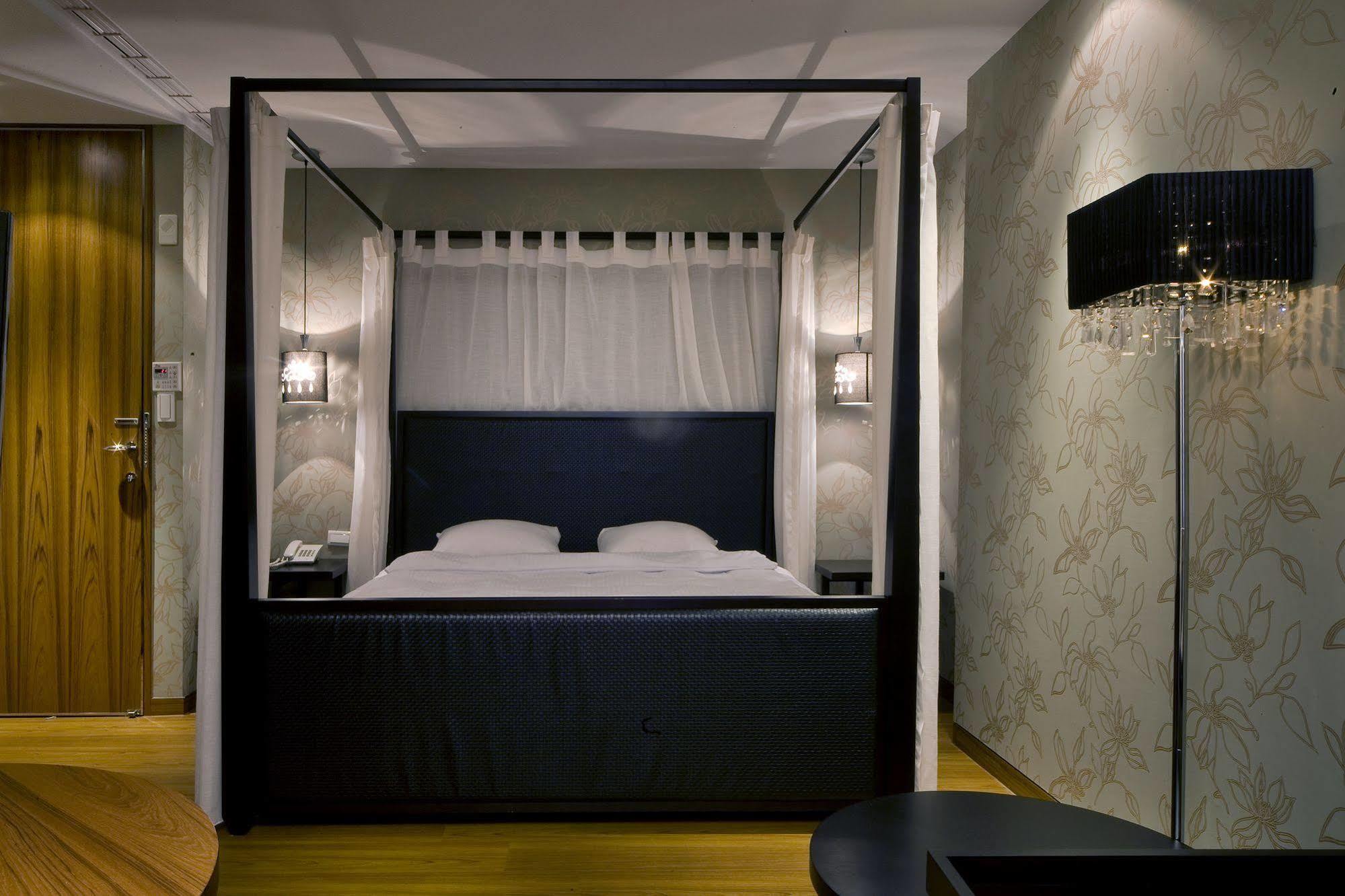 Spa Home Sun Moon Lake Luxury Lakeside Hotel Yuchi Exteriér fotografie