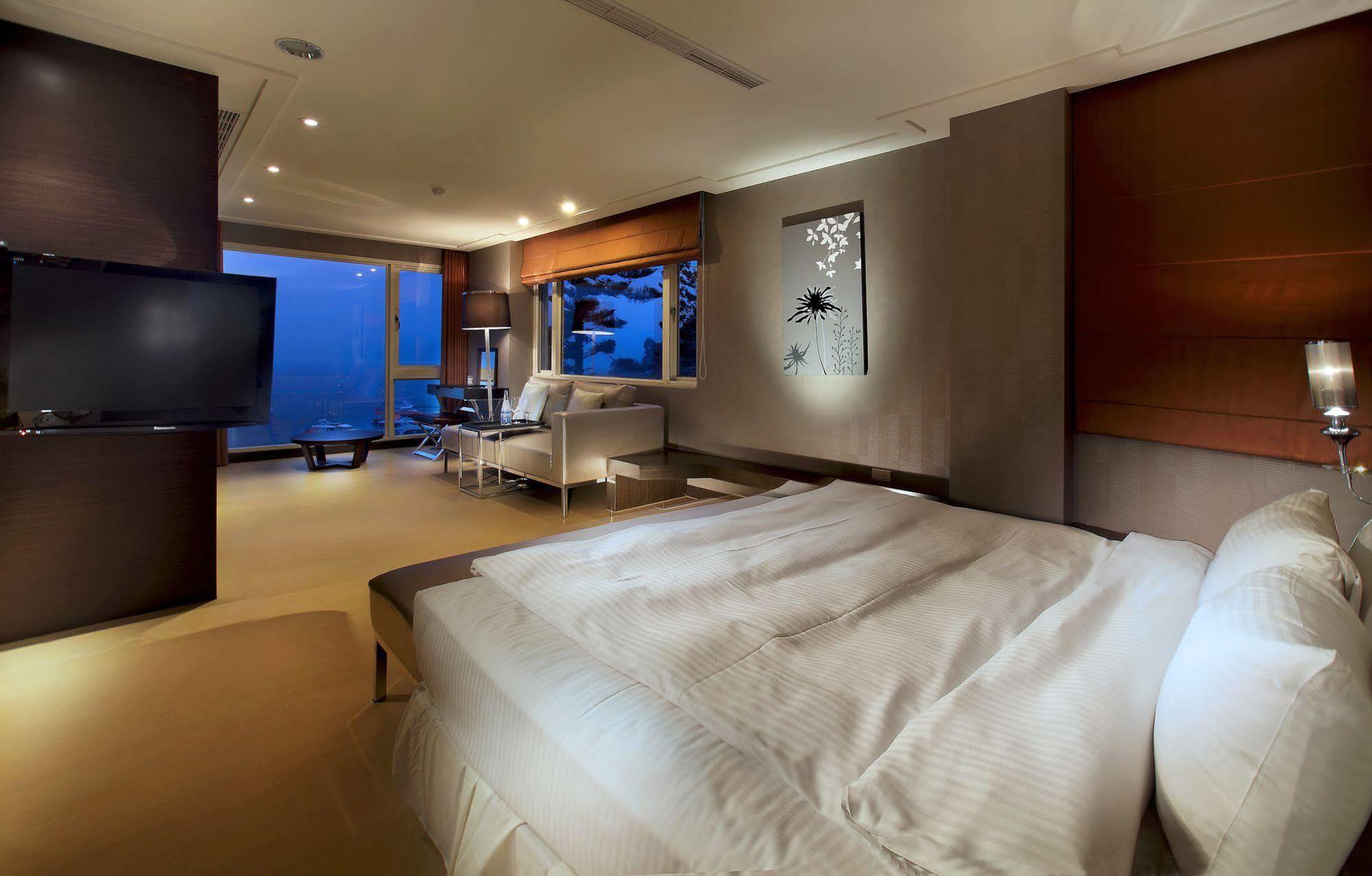 Spa Home Sun Moon Lake Luxury Lakeside Hotel Yuchi Exteriér fotografie